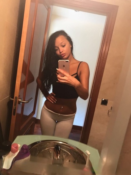 Cevi̇zli̇ 5 Yıldızlı Otel Servisi Escort Bayan Pınar